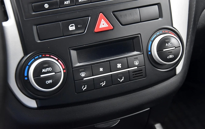 Kia Ceed cena 17900 przebieg: 220000, rok produkcji 2010 z Płock małe 596